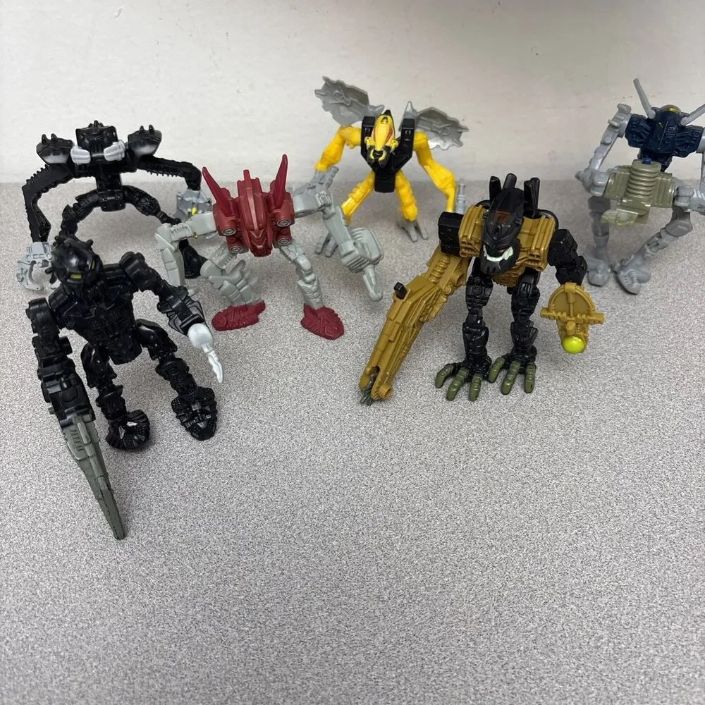 Bionicle McDonalds Lot Of 6 Happy Meal Toys, Piraka Reidak, Mistiks Bitil & More